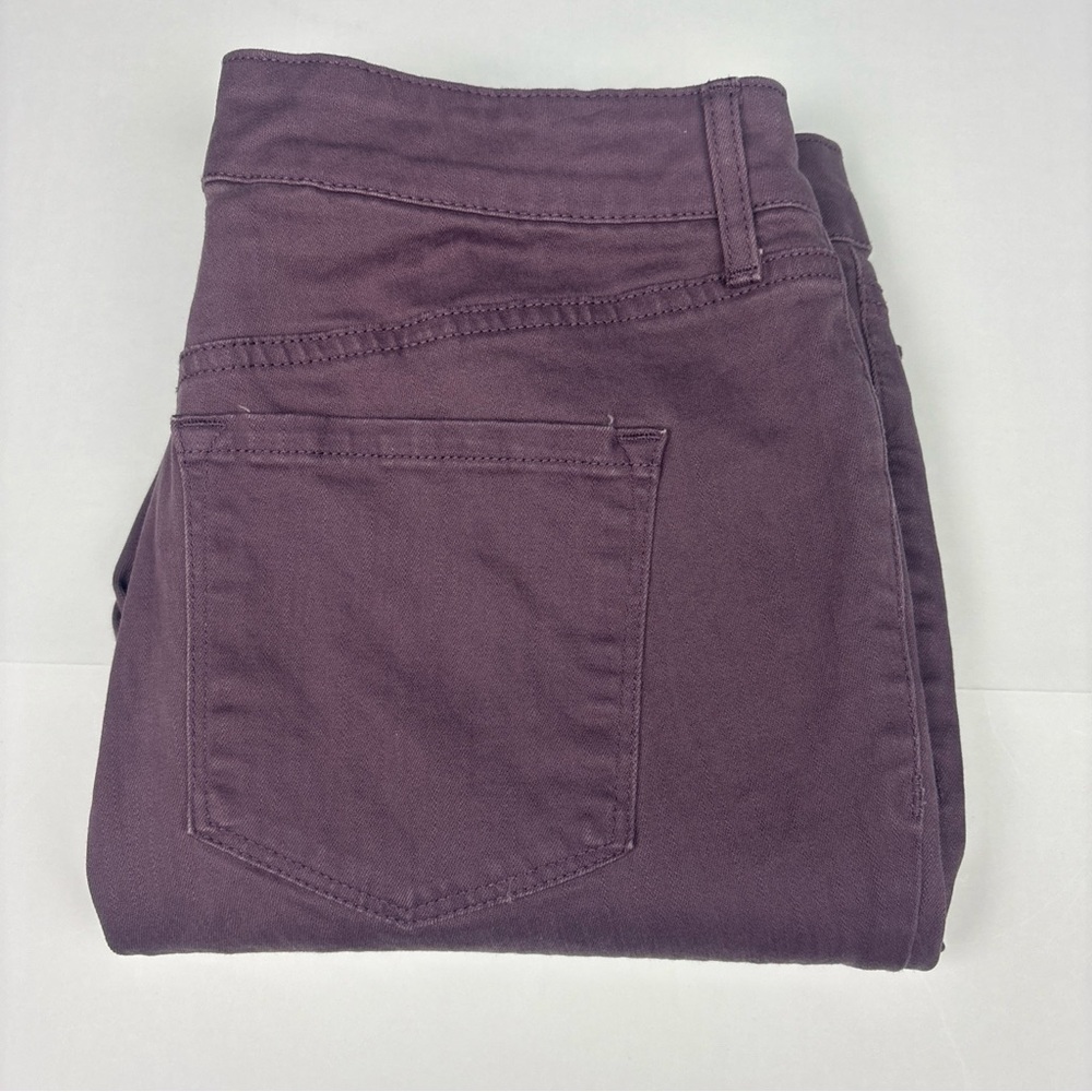 Gloria Vanderbilt Alexandra Women Size 10 Jeans Plum Purple Slimming Distressed